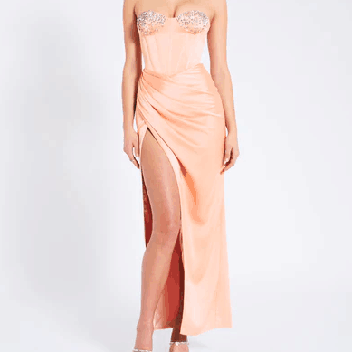Hot Fashionista Bobbi Sweetheart Neck Crystal Embellished Side Slit Midi Dress
