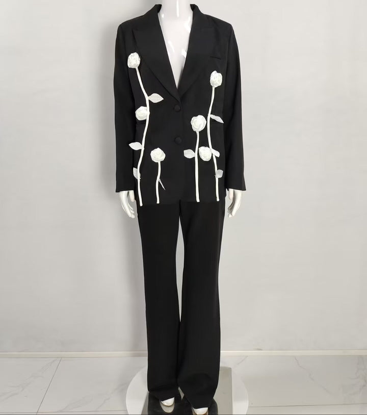 Halo-Mae Minimalist Boxy Floral Applique Blazer Set - Hot fashionista