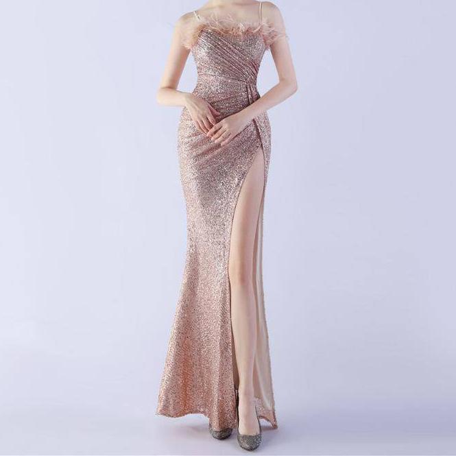 Hot Fashionista - Women's Online Fashion Dress | Annabeth Spaghetti Straps Feathered Maxi Dress