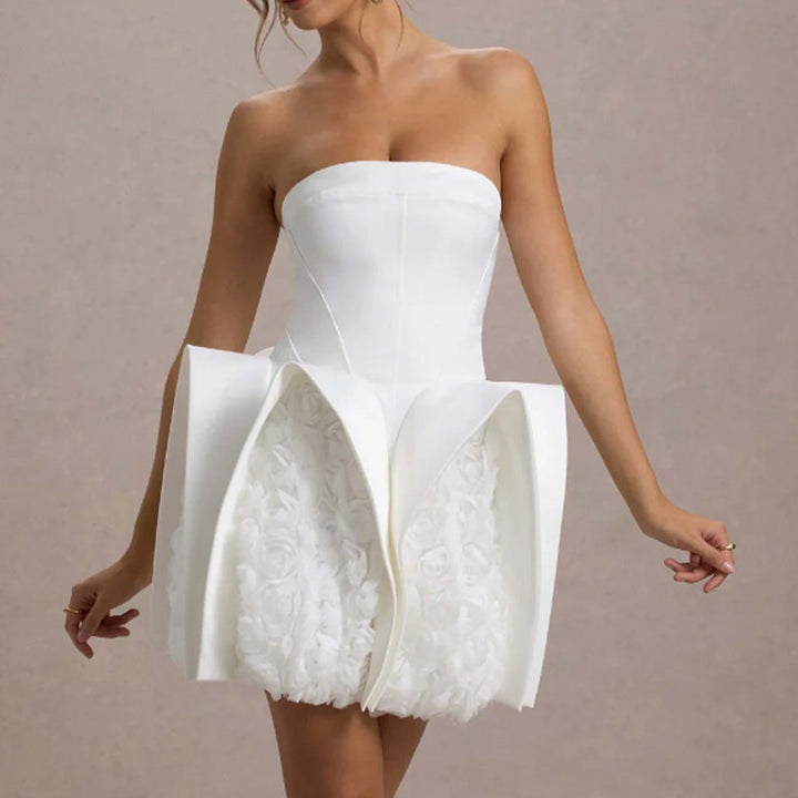 Hot Fashionista - Women's Online Fashion Dress | Astraea Bandeau Mini Dress With Puff Floral Hem