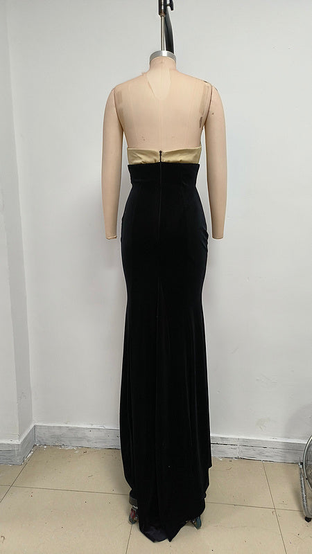 Hot Fashionista - Women's Online Fashion Dress | Brinley Pointed Neckline High Waisted Skirt Maxi Dress