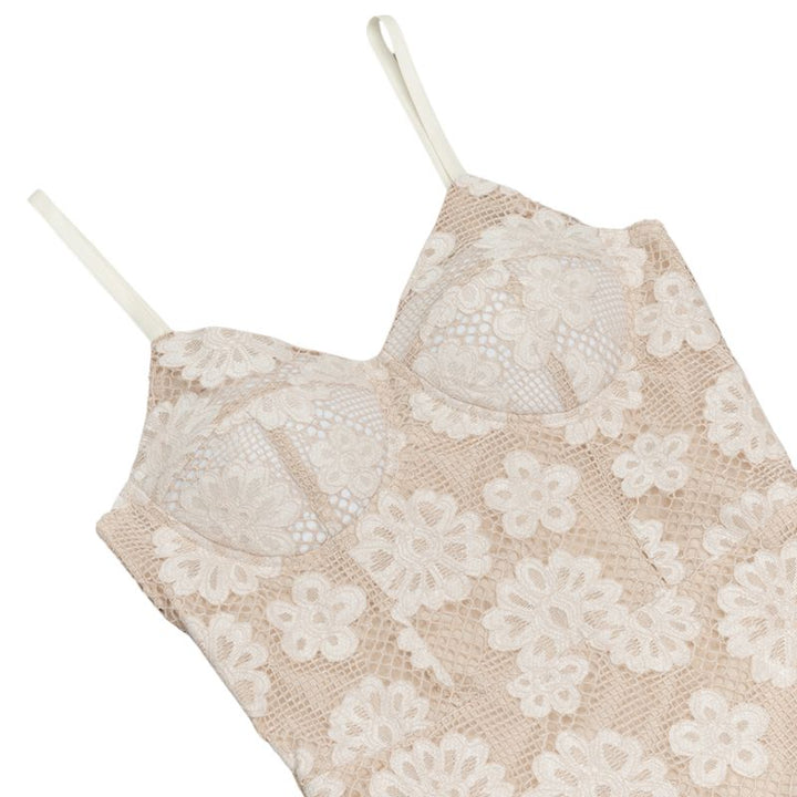 Hot Fashionista - Women's Online Fashion Dress | Chantilly Lace Floral Belted Dress