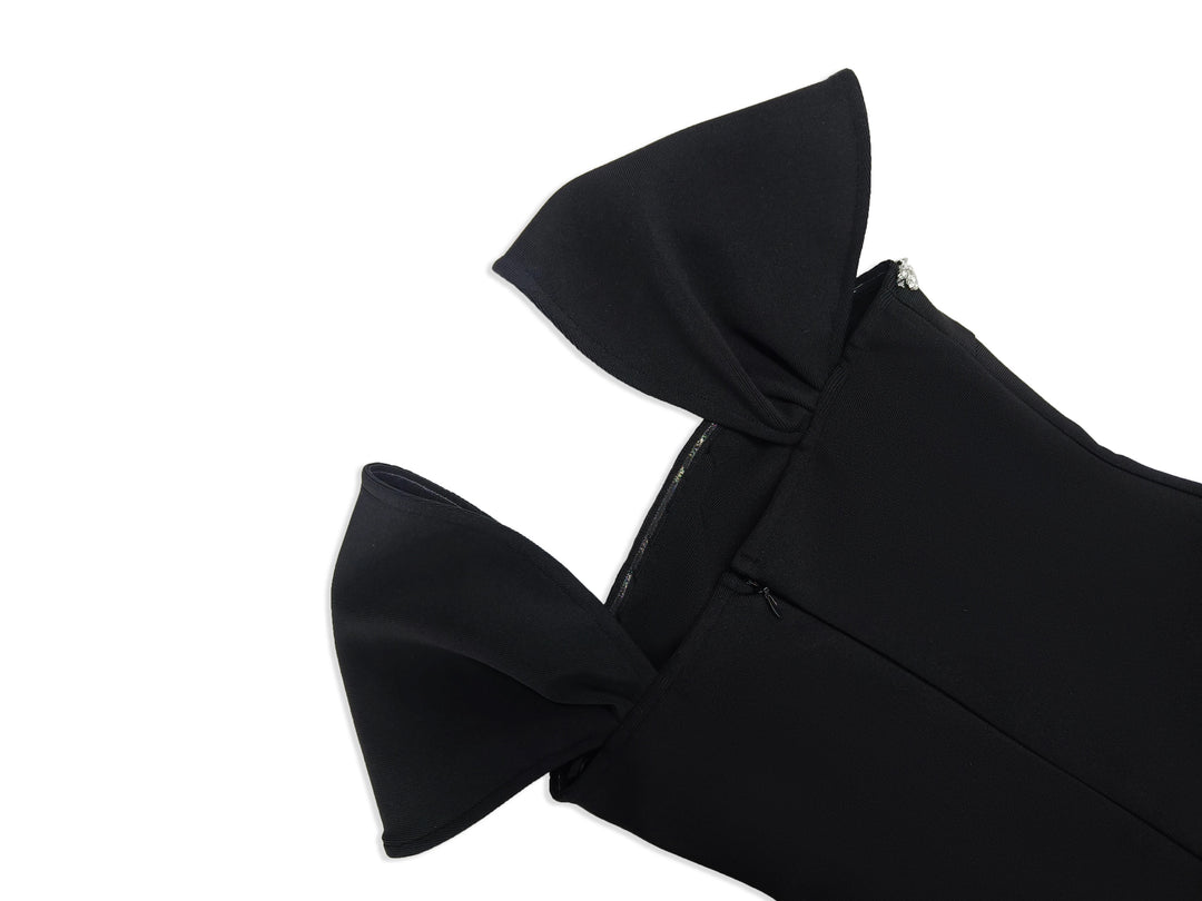 Elegant  Hourglass Evening Gown with Crystal Neckline & Flutter Sleeves - Hot fashionista