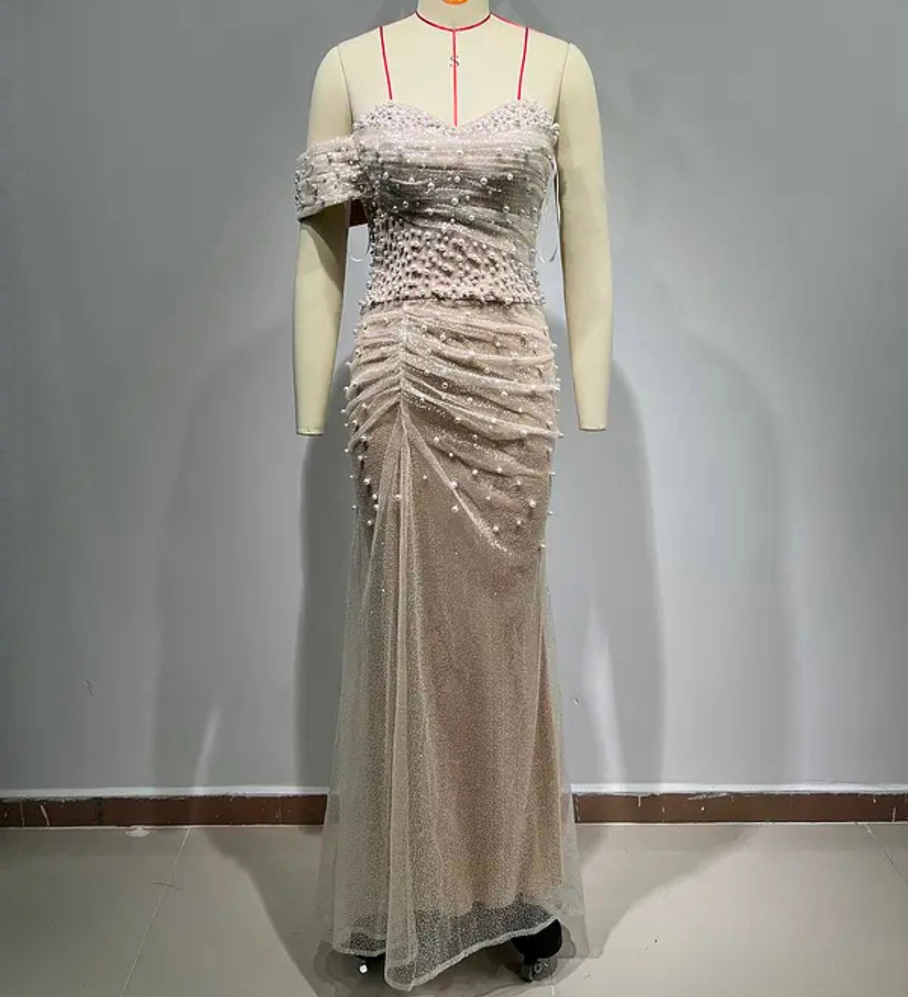Zenaide One-sided Sleeves Mesh Pearl Beads Maxi Dress - Hot fashionista