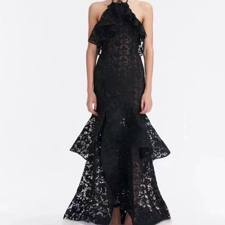 Hot Fashionista Paula Sleeveless Halter Neck Floral Lace Midi Dress
