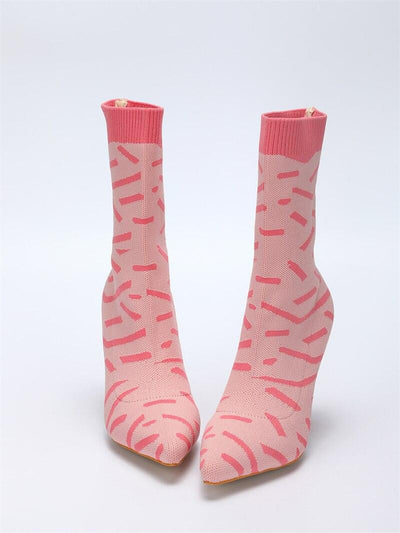 Hot Fashionista Bonnie Irregular Pointed Toe Sock Sandal