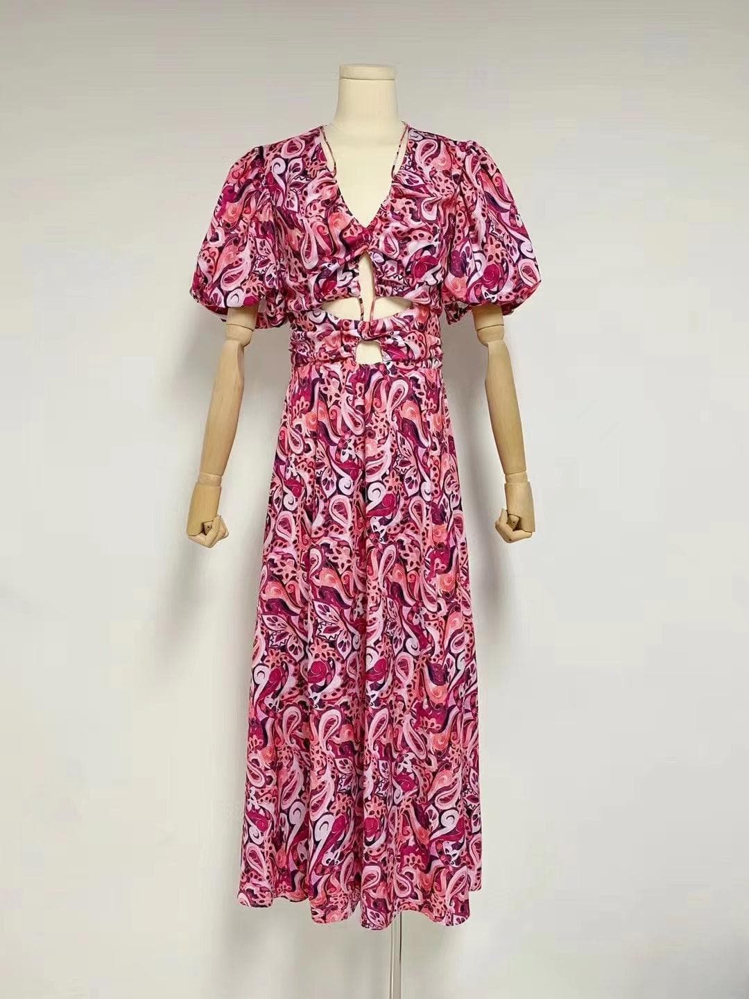 Barbi Allover Paisley Maxi Dress - Hot fashionista