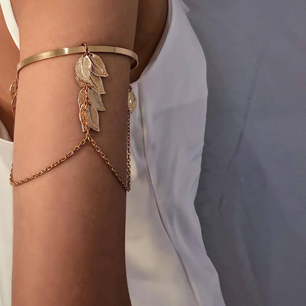 Araminta Adjustable Arm Bracelet - Hot fashionista