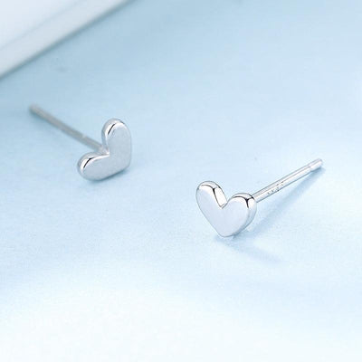 Alyx Tiny Heart Stud Earrings