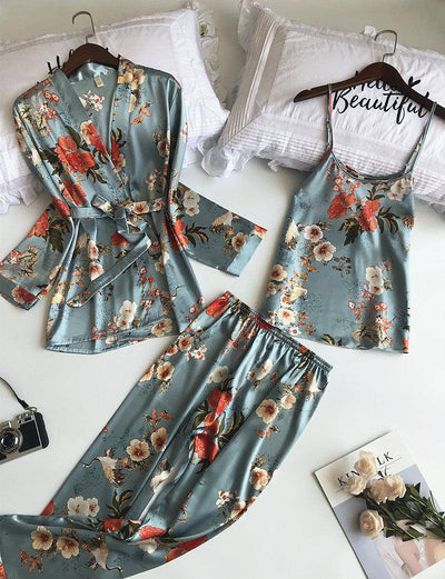 Kianna Floral Cami Top & Pants With Robe 3-piece Set - Hot fashionista