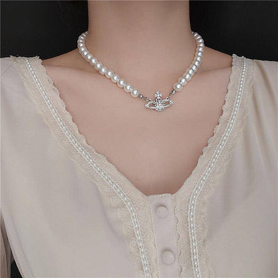 Deonne Saturn Pearl Necklace - Hot fashionista