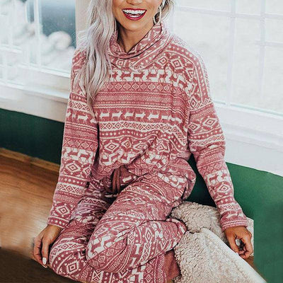 Mollie Allover Reindeer Print Pajama Set - Hot fashionista