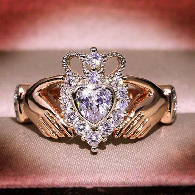 Tianna Zirconia Crowned Heart Ring - Hot fashionista