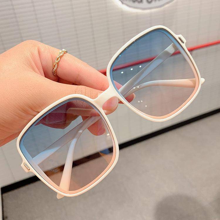 Ebony Large Frame Sunglasses - Hot fashionista