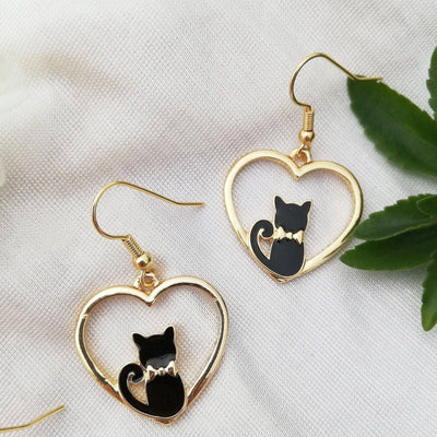 Madison Hearty Cat Wire Hook Earrings - Hot fashionista